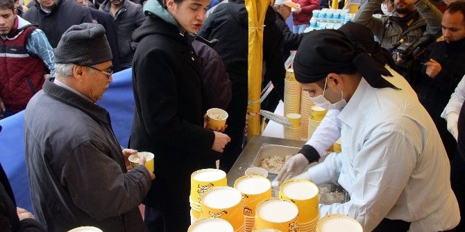 Antep Savunmasının Kahraman Şehitleri Anısına Pilav Dağıtıldı