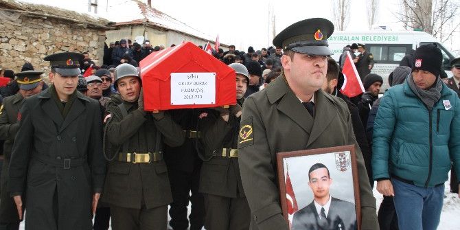El Bab Şehidi Piyade Uzman Çavuş Oktay Durak Yozgat’ta Son Yolculuğuna Uğurlandı