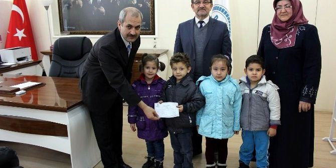 Minik Öğrencilerden Halep İçin Duygulandıran Yardım Kampanyası