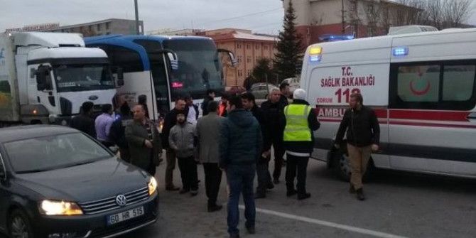 Kamyonun Çarptığı Öğrenci Ağır Yaralandı