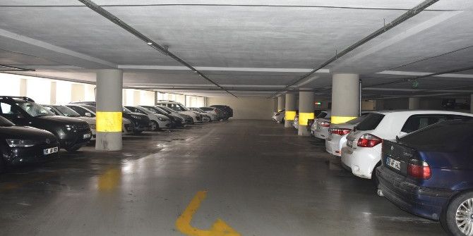 Düzce’de Katlı Otoparka Rağbet Arttı