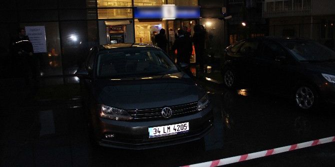 Uyanık Güvenlik Görevlisi Soygunu Önledi