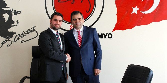 Akdağmadeni Myo’da Devir Teslim Töreni