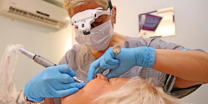 Diş Hekimi Kırsaçlıoğlu: “Halkımız Artık Dişlerini Daha Çok Sıkıyor"