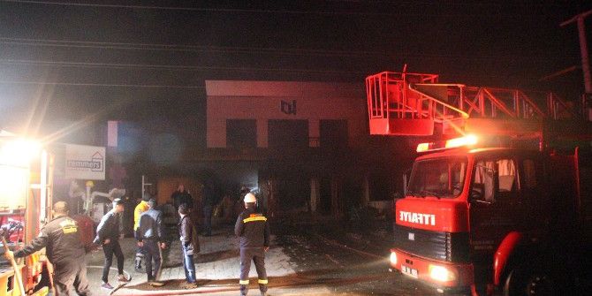 Yapı Market Cayır Cayır Yandı