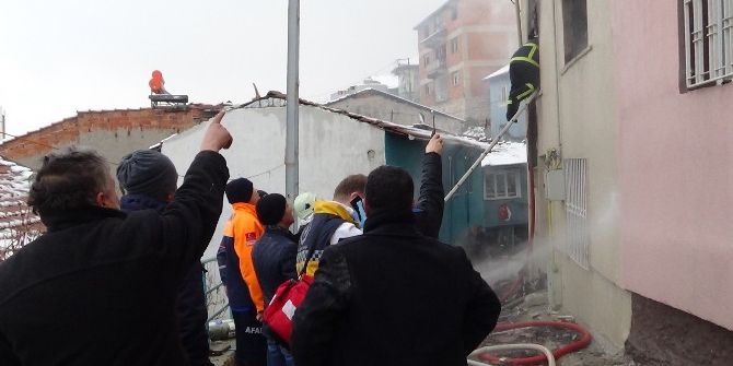 Kütahya’da Yangın: 2 Çocuk Hayatını Kaybetti