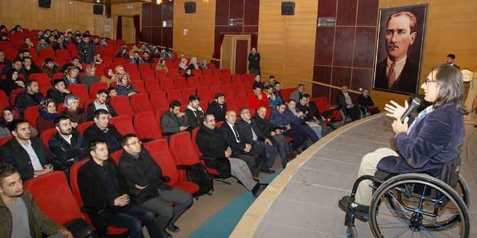 Hakkari’de “Engellilerle Birlikte Yaşama Kültürü” Konferansı