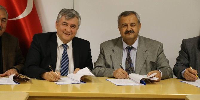 Toplu Sözleşme İmzaladı