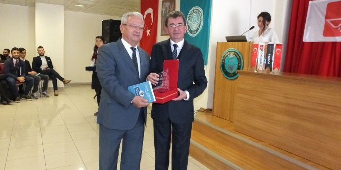 İşadamı Davut Doğan Üniversitelilere Başarı Öyküsünü Anlattı