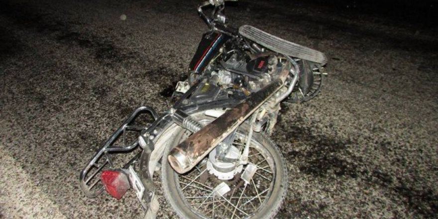 Sandıklı’da Motosiklet İle Kamyonet Çarpıştı: 1 Ölü