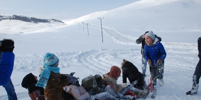 Tokat’ta Kayak Sezonu Açılışı Renkli Görüntülere Sahne Oldu