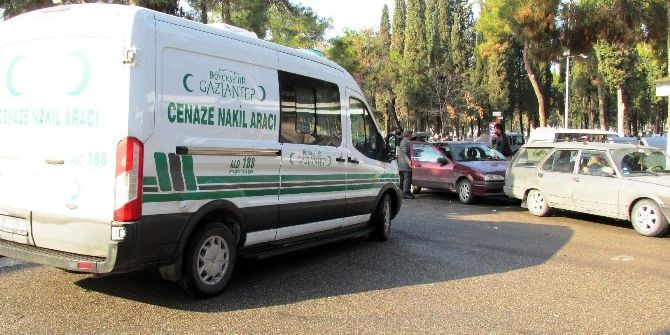 Tır Şoförü İran’da Aracında Ölü Bulundu