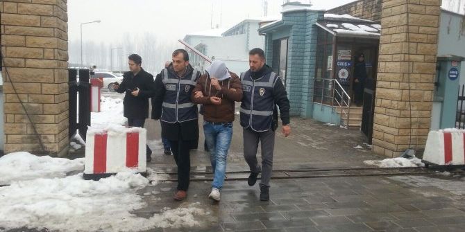 Yaşlı Kadınları Dolandıran 2 Kişi Düzce Polisinden Kaçamadı