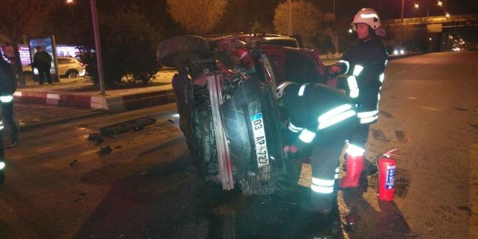 Afyonkarahisar’da Trafik Kazası: 2 Yaralı