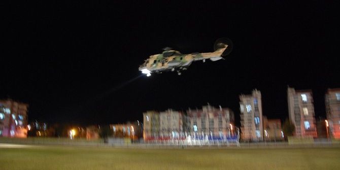 Mersin’de Kar’da Mahsur Kalan Hastalar Helikopterle Kurtarıldı