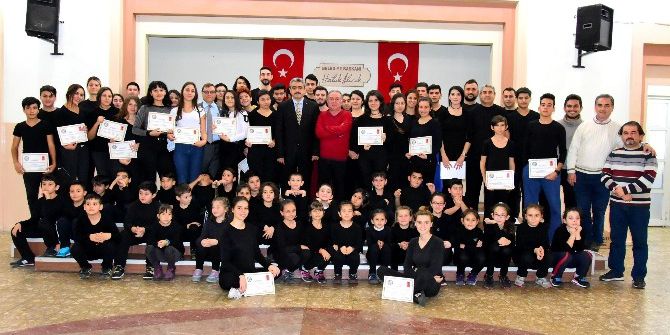 Halk Oyunları Topluluğu Nazilli’nin Kültür Elçisi Oldu