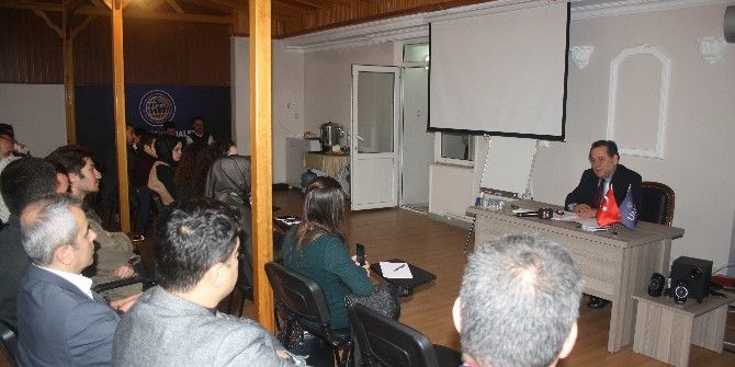 Eski Emniyet İstihbarat Dairesi Başkanı Orakoğlu Genç İletişimcilerle Bir Araya Geldi