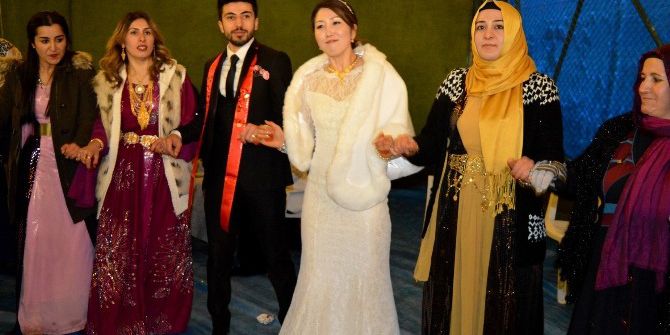 Güney Kore’den Hakkari’ye Gelin