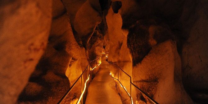 Karda Bu Mağaraya Girenler Terliyor