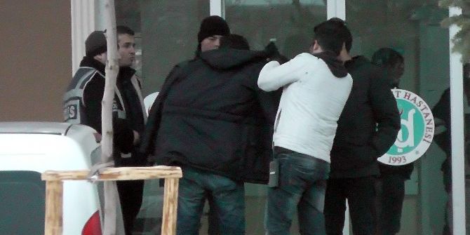 Konya’da Komşu Kavgası: 1’i Polis 7 Yaralı