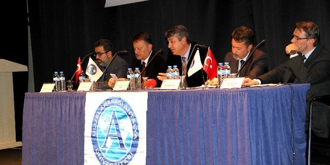 Uaü’de ’15 Temmuz Bir Milletin Uyanışı’ Paneli Yapıldı