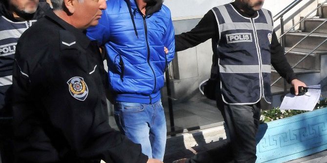 Maskeli Hırsız Gitarı Polise Satmak İsterken Yakalandı