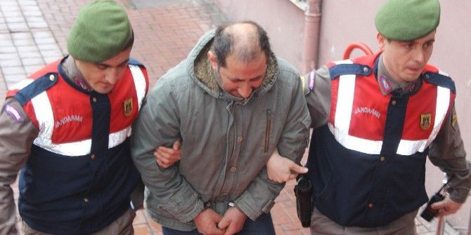 Babasını Öldüren Zanlı Adliyeye Çıkartıldı
