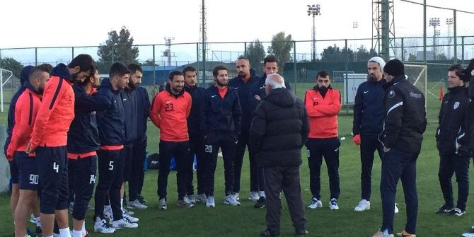Yeşilyurt Belediyespor’da Antalya Kampı Sürüyor