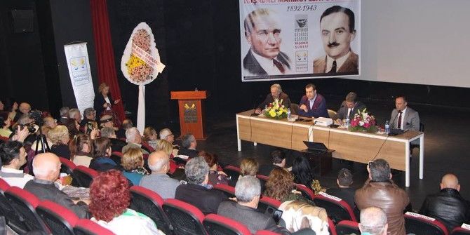 Kuşadası’nda ’Mahmut Esat Bozkurt’ Paneli