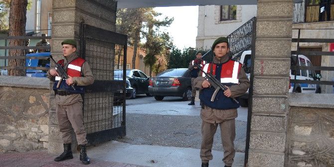 Demirci’deki Cinsel İstismar Davasında 1 Kişi Tutuklandı