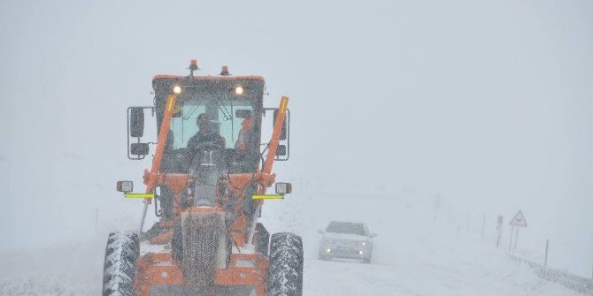 Kars’ta Karayollarının Karla Mücadelesi
