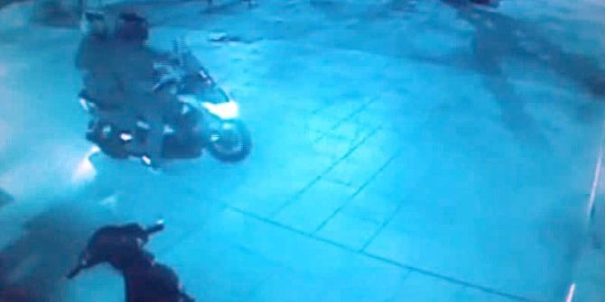 Kasklı Hırsızlık Çetesi Motosikletleri Çaldı