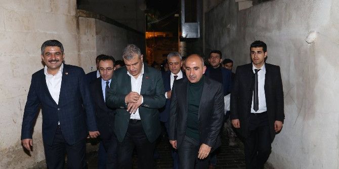 Belediye Başkanı Kara Başbakan Yardımcısı Veysi Kaynak’ı Ağırladı