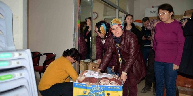 Gördes Ak Parti’den Halep’e Yardım Eli