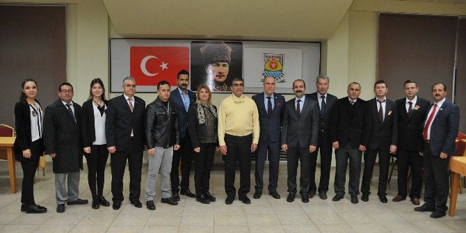 Satranç Ve Briç Turnuvası Yoğun İlgi Gördü