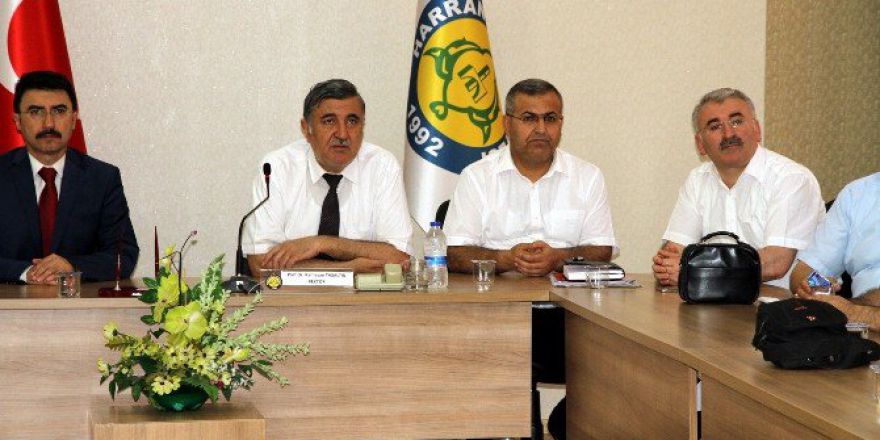 Harran Üniversitesi’nden Darbe Girişimine Tepki