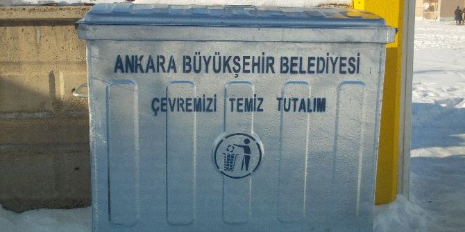 Ankara Büyükşehir Belediyesinden Özalp İlçesine Çöp Konteyneri
