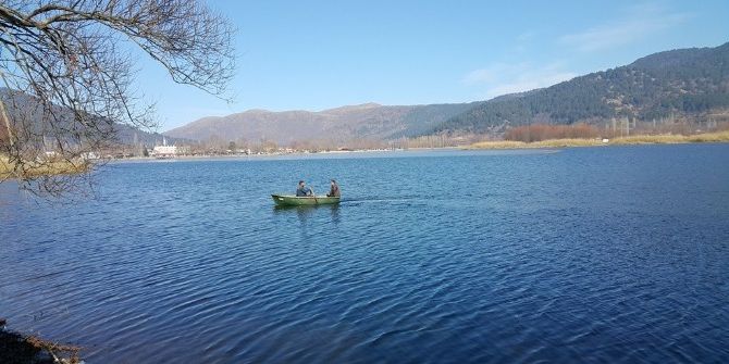 Gölcük Gölüne Ziyaretçi Akını