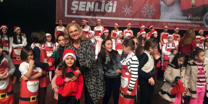 Büyükçekmeceli Çocuklar Geleneksel Çocuk Şenliğinde Buluştu