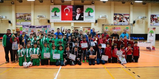 Şehitkamil’de Alkışlar Altın Kramponlara