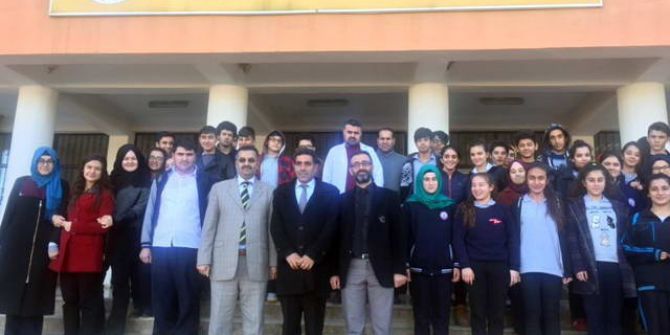 Fen Lisesi Öğrencilerine İnsan Hakları Konferansı