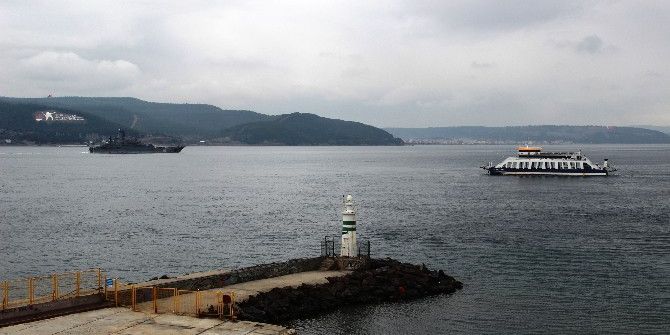 Rus Savaş Gemisi Çanakkale Boğazı’ndan Geçti