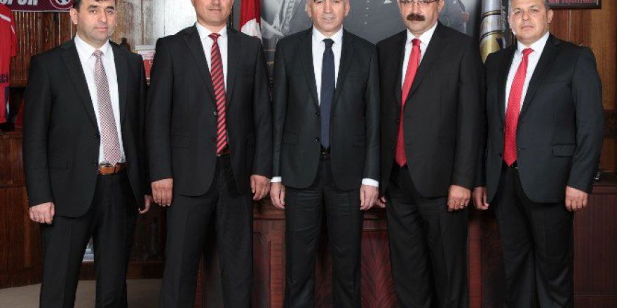 Gmis, “Darbeyi Lanetliyoruz”