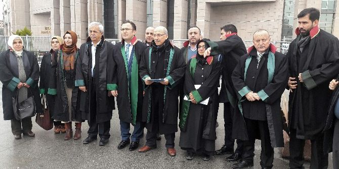 Hukukçulardan Beşşar Esad Hakkında Suç Duyurusu