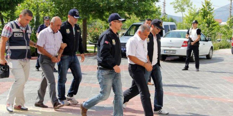 Gözaltına Alınan Generaller Adliyeye Sevkedildi