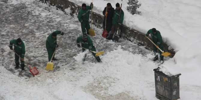 Hakkari’de Karla Mücadele Çalışması