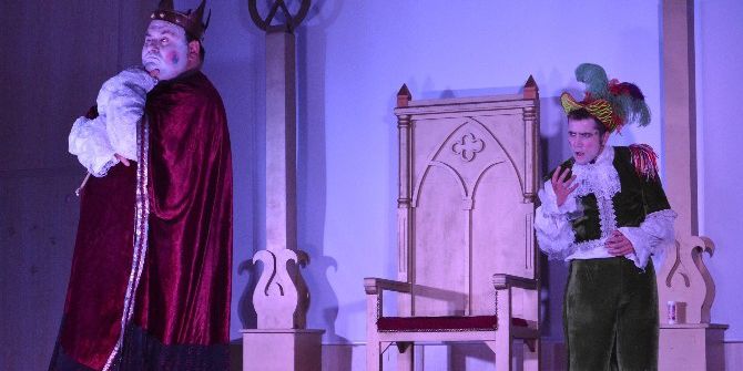 ‘Kralın Diş Ağrısı’ Kestel’de Sahnelendi