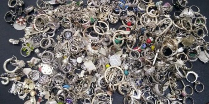 Mahkemede Uyuşturucu Krizine Girdi