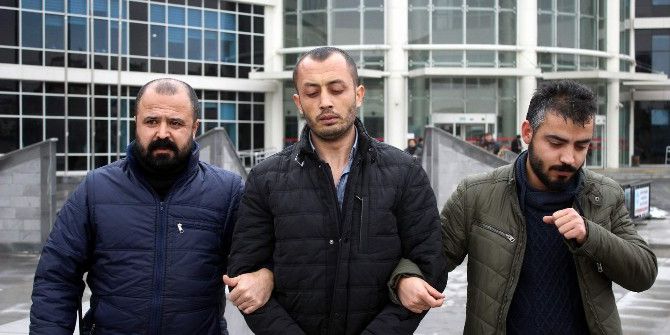 ’Çalış’ Diyen Babasını Av Tüfeği İle Öldürdü