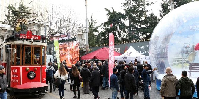 Büyükşehir’in Turizm Tırı Taksim’de